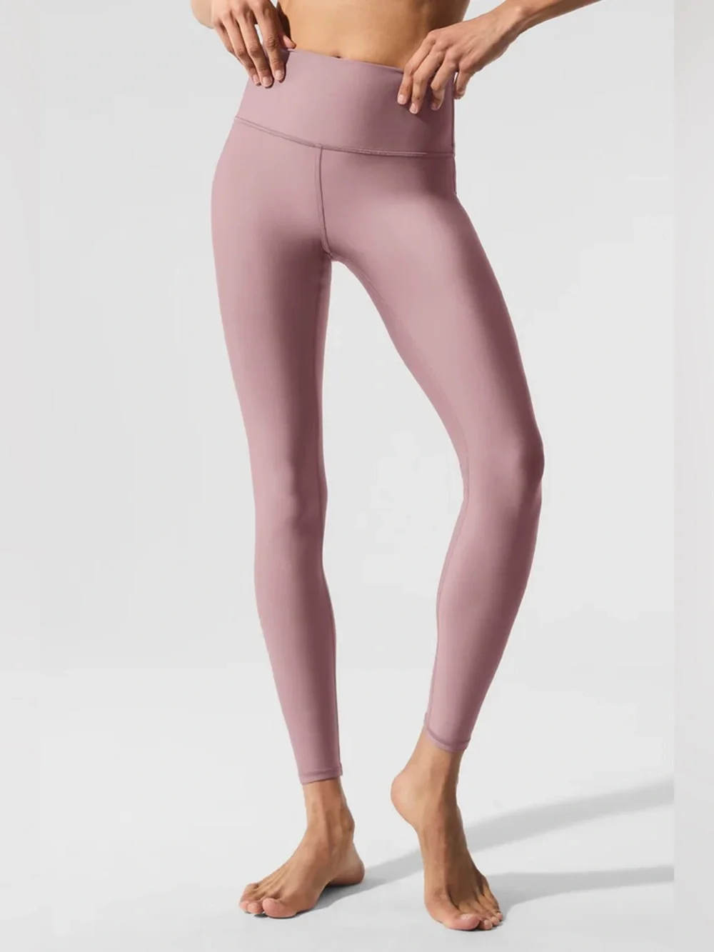 Alo 7/8 High-Waist Airlift Legging In Smoky Quartz Size Small
